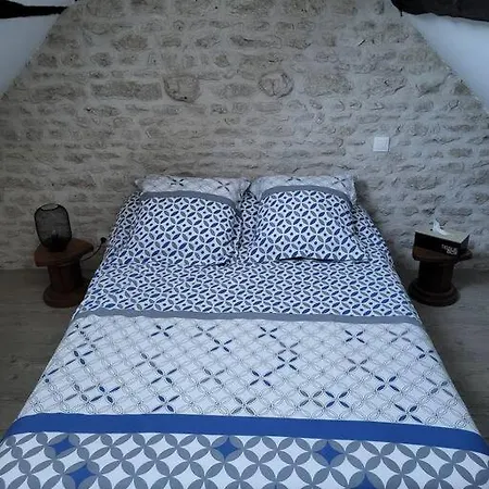 Dependance Entiere Agreable 60m2 Daire